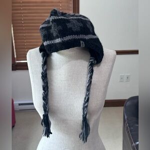 The North Face Black and Gray Braided Unisex Knit Hat